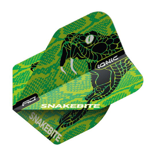 TF6571_Red_Dragon_Hardcore_Ionic_Snakebite_Green_Head_Standard_Flights_2 Das Bild zeigt ein Dart Flight mit einer auffälligen grünen Schlangen-Design und den Schriftzügen "SNAKEBITE" und "IONIC". Das Produkt ist der "Red Dragon Hardcore Ionic Snakebite Green Head Standard Flight".