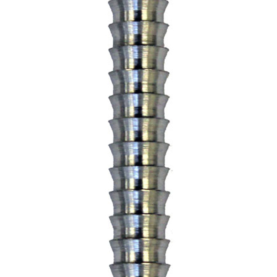 mc3neu5200bfbe6c06d Das Bild zeigt den "McDart Ultra Shark Barrel Soft", einen silbernen Dart-Barrel mit markanten Rillen. Das Metallstück hat eine zylindrische Form und ist präzise gearbeitet.